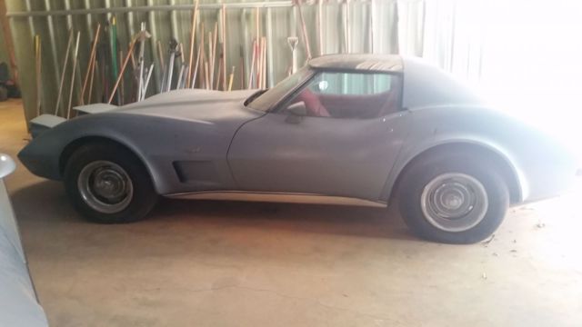 1977 Blue Chevrolet Corvette