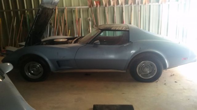 1977 Blue Chevrolet Corvette