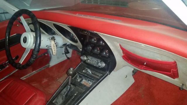 1977 Blue Chevrolet Corvette