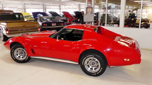 1977 Red Chevrolet Corvette 2 DR T-Top