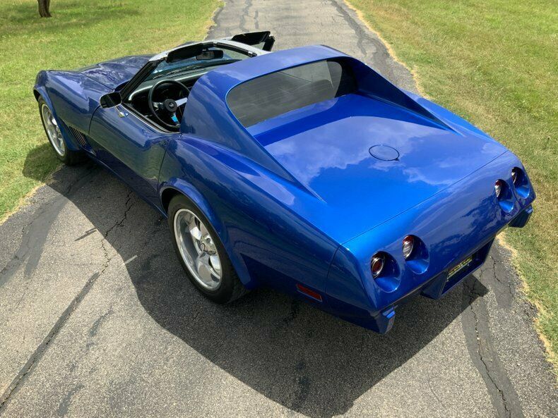 1977 Blue Chevrolet Corvette Coupe