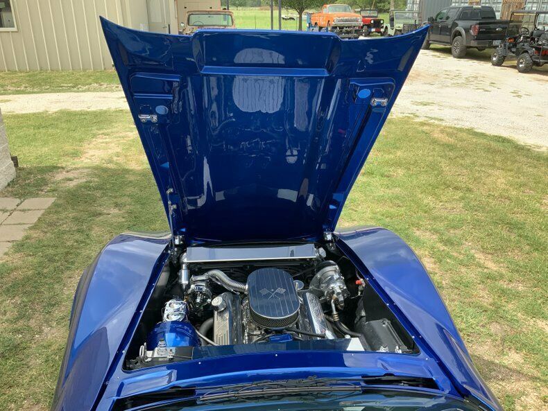 1977 Blue Chevrolet Corvette Coupe