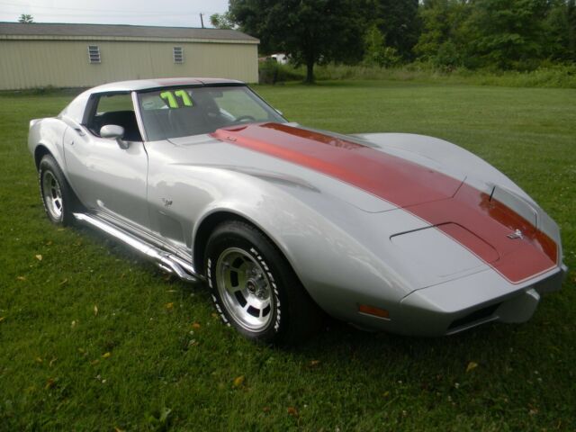 1977 Silver Chevrolet Corvette Coupe