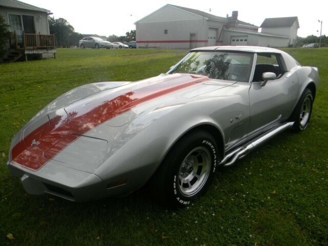1977 Silver Chevrolet Corvette Coupe