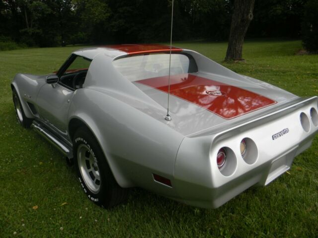 1977 Silver Chevrolet Corvette Coupe