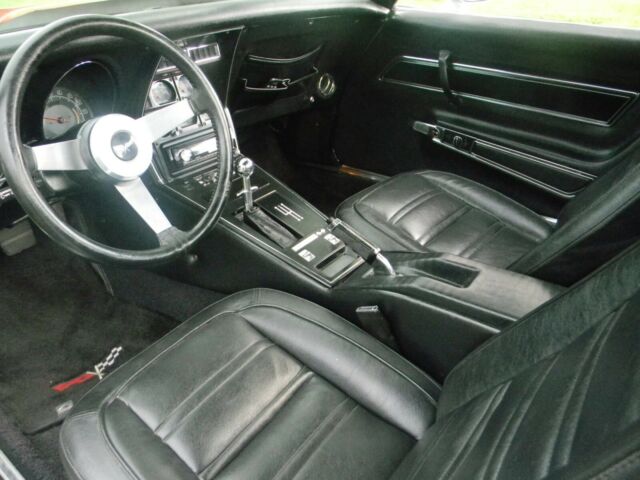 1977 Silver Chevrolet Corvette Coupe