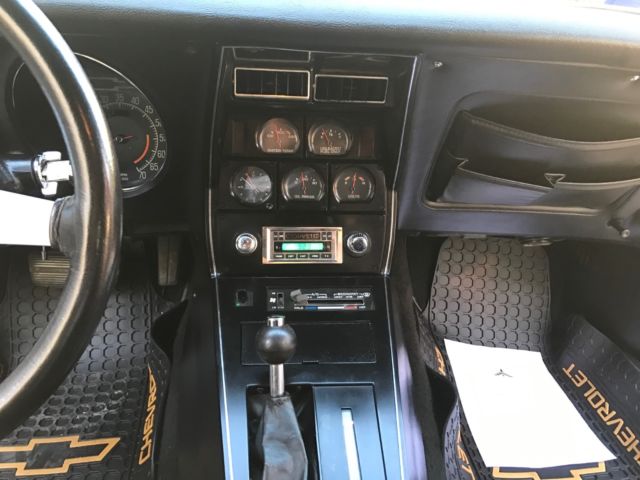1977 Orange Chevrolet Corvette Coupe