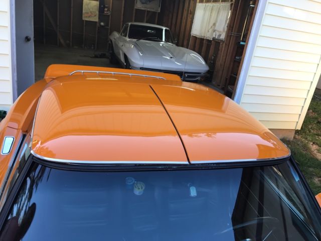 1977 Orange Chevrolet Corvette Coupe