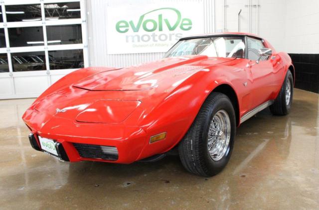 1977 Red Chevrolet Corvette L82