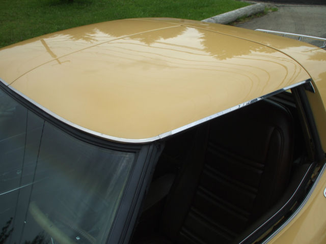 1977 Tan Chevrolet Corvette Coupe
