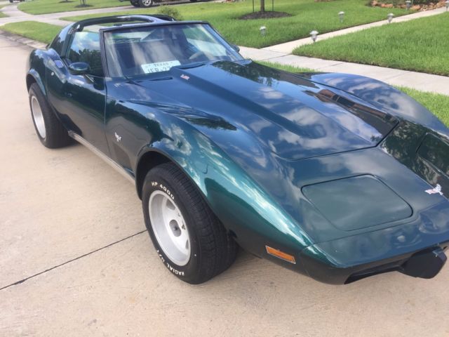 1977 Green Chevrolet Corvette Coupe
