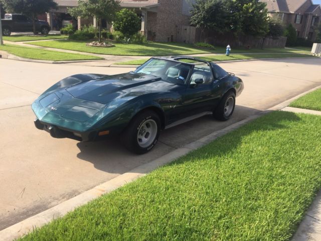 1977 Green Chevrolet Corvette Coupe