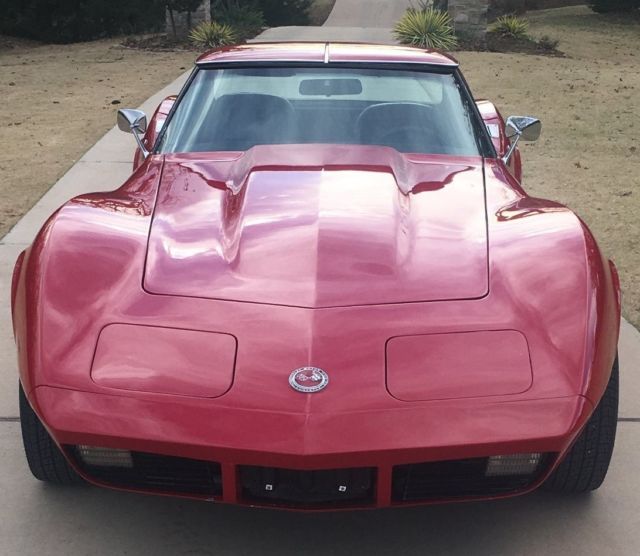 1977 RED Chevrolet Corvette Coupe