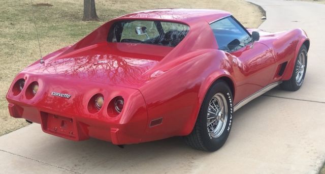 1977 RED Chevrolet Corvette Coupe