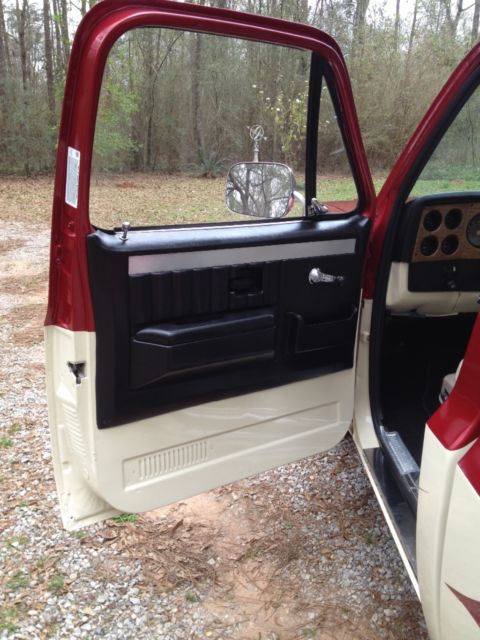 1977 Red / Ivory Chevrolet C-10 Standard Cab Pickup
