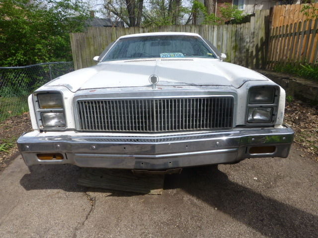 1977 White Chevrolet El Camino Truck