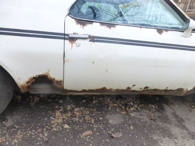1977 White Chevrolet El Camino Truck