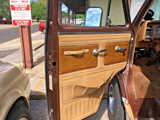 1977 Brown Chevrolet G20 Van Van Camper