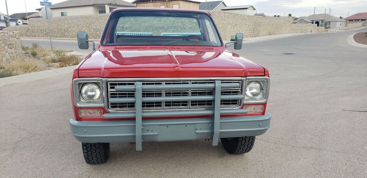 1977 Red Chevrolet K-20 Pickup