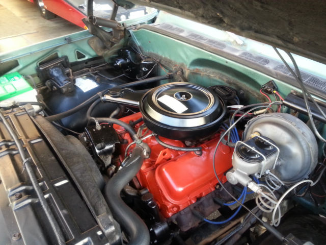 1977 SEAMIST GREEN/GREEN Chevrolet C/K Pickup 2500 STANDARD CAB PICKUP