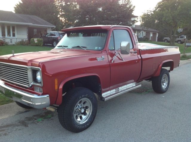 1977 Red Chevrolet C/K Pickup 1500 pickup