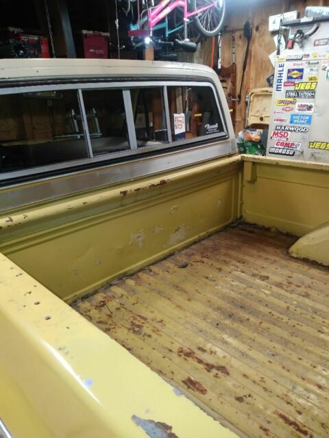 1977 Yellow Chevrolet C-10 Truck