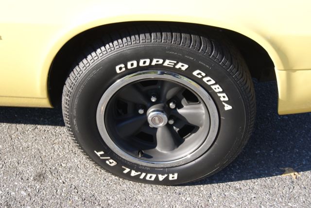 1977 Yellow Chevrolet Camaro SPORT COUPE