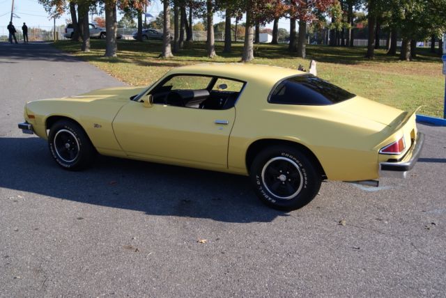 1977 Yellow Chevrolet Camaro SPORT COUPE