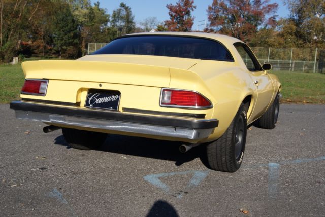 1977 Yellow Chevrolet Camaro SPORT COUPE
