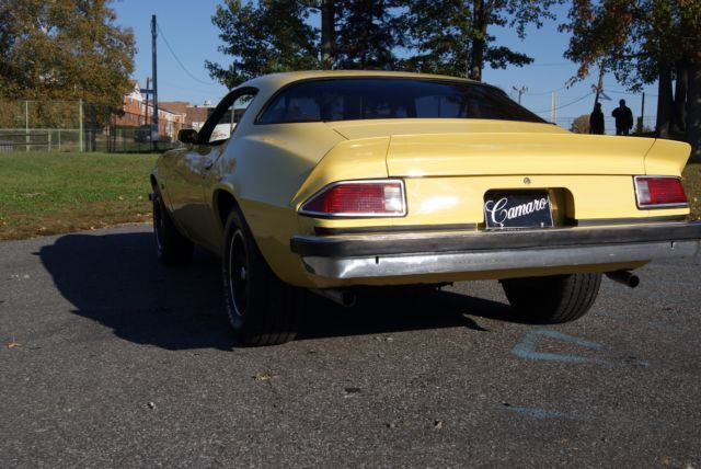 1977 Yellow Chevrolet Camaro SPORT COUPE