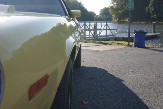 1977 Yellow Chevrolet Camaro SPORT COUPE