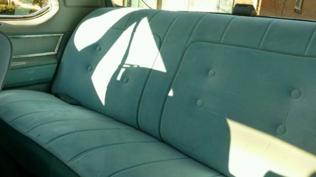 1977 blue Chevrolet Capriceold Coupe