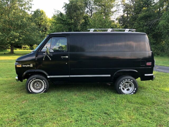 1977 Black Chevrolet G20 Van