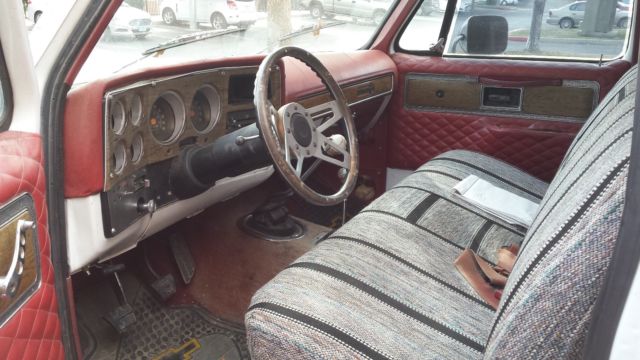 1977 White Chevrolet C/K Pickup 2500 Standard Cab Pickup