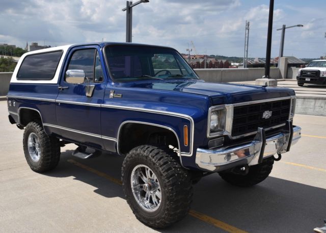 1977 Blue Chevrolet Blazer
