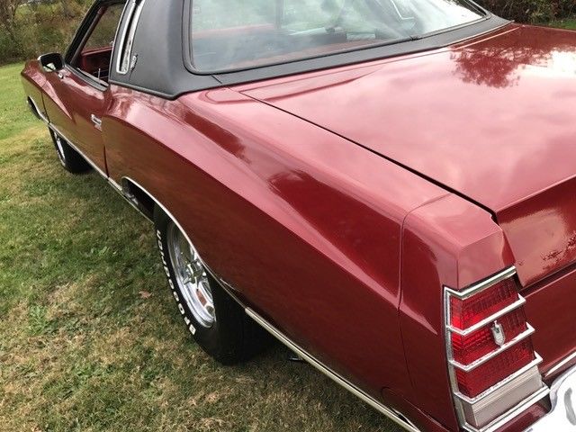 1977 Red Chevrolet Monte Carlo
