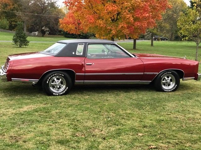 1977 Red Chevrolet Monte Carlo