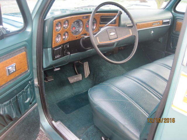 1977 Green Chevrolet C/K Pickup 1500 Standard Cab Pickup