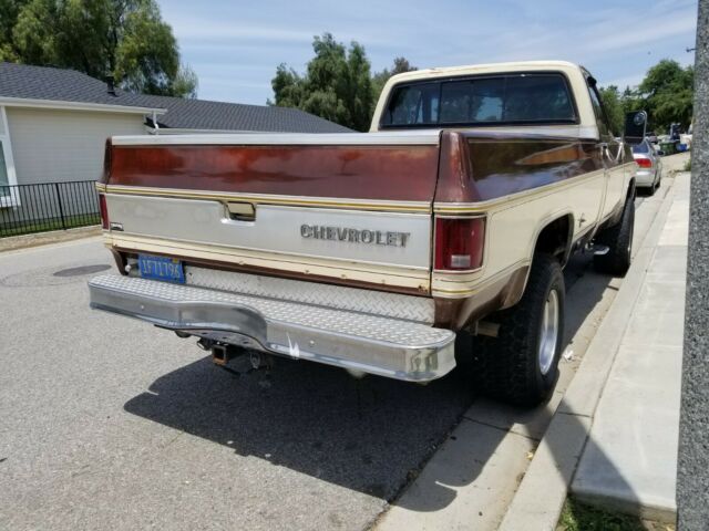 1977 Brown Chevrolet Silverado 2500 Standard Cab Pickup