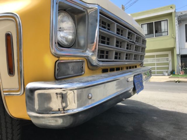 1977 Yellow/white /yellow Chevrolet C-10 Truck