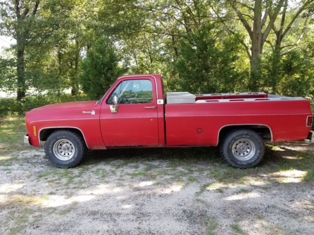 1977 Red Chevrolet Silverado 1500 Pickup