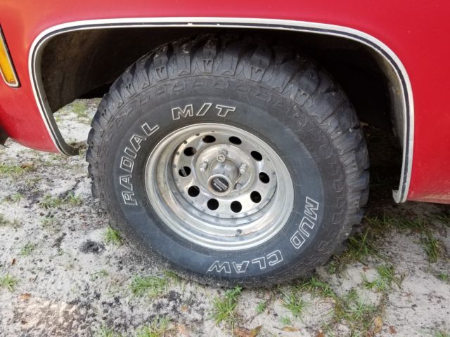 1977 Red Chevrolet Silverado 1500 Pickup