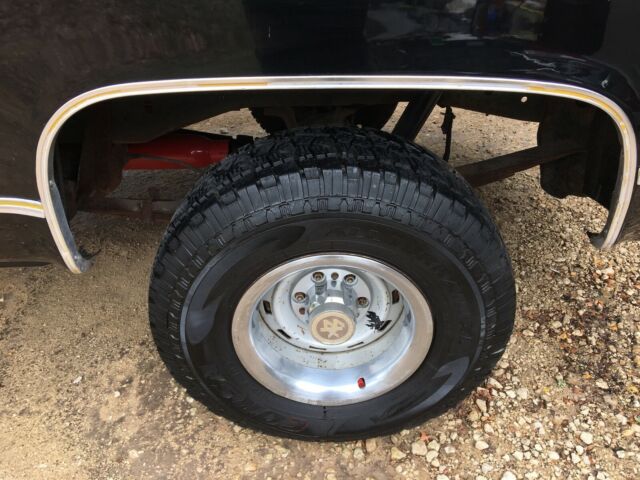 1977 Black Chevrolet C-10 SWB