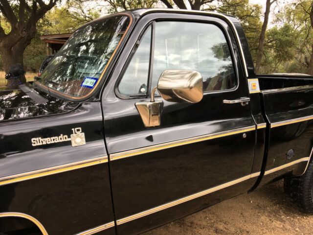 1977 Black Chevrolet C-10 SWB