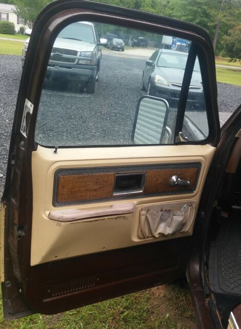 1977 Brown Chevrolet C/K Pickup 1500 Standard Cab Pickup