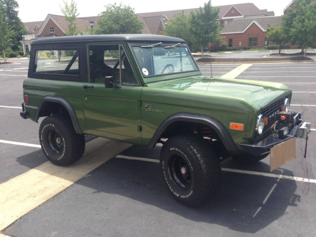 1977 Green Ford Bronco SUV