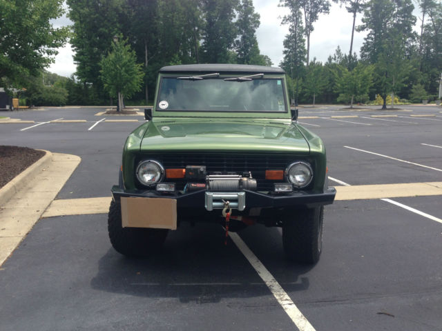 1977 Green Ford Bronco SUV