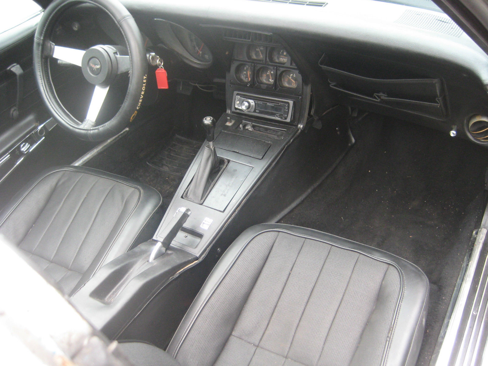 1977 Silver Chevrolet Corvette