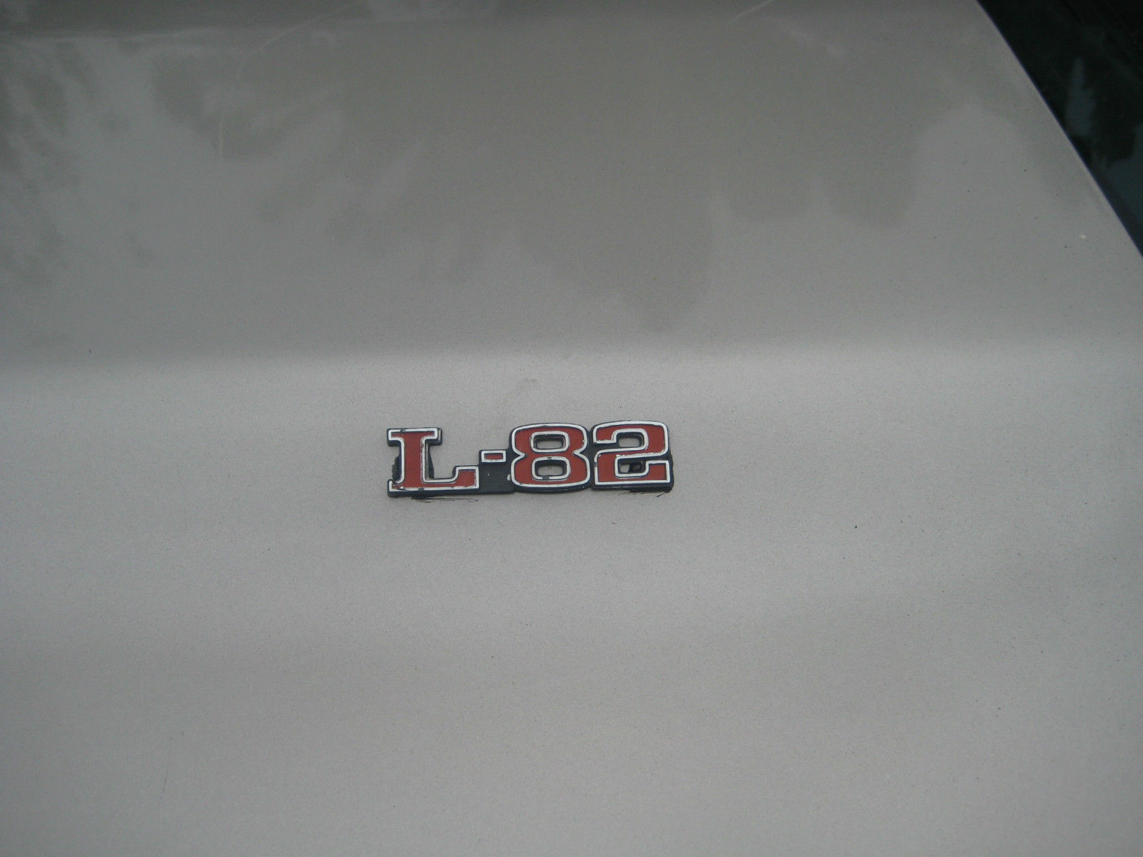 1977 Silver Chevrolet Corvette