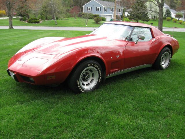 1977 Red Chevrolet Corvette Coupe